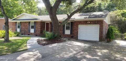 334 Cherokee Trl, Wilmington, NC 28409