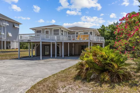 312 Channel Dr #A, Emerald Isle, NC 28594