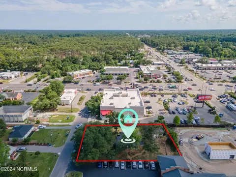 212 S 47th St, Wilmington, NC 28403