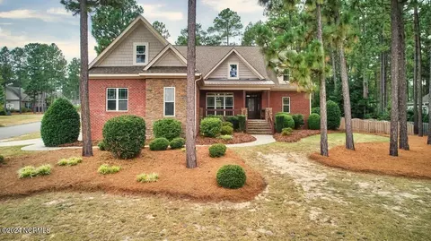 12 Banning Dr, Whispering Pines, NC 28327