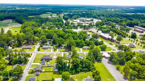 View/Area - 403 E High St, Murfreesboro, NC 27855 photo 7 of 11