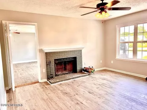 107 Avon Dr, Hubert, NC 28539 photo 11