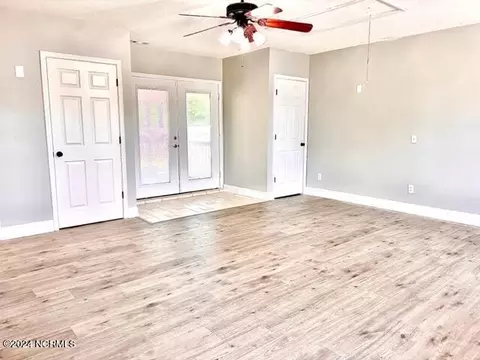 107 Avon Dr, Hubert, NC 28539 photo 13