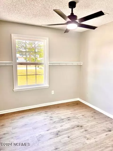107 Avon Dr, Hubert, NC 28539 photo 21