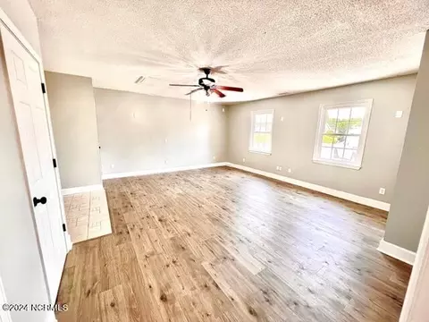 107 Avon Dr, Hubert, NC 28539 photo 14