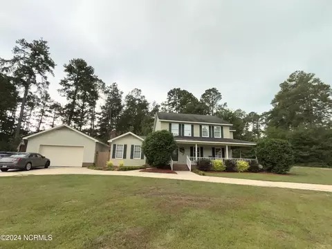 11360 Kerrimur Dr, Laurinburg, NC 28352