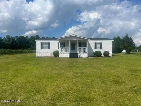 2760 Pleasant Plains Church Rd, Whiteville, NC 28472