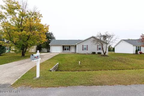 316 Running Rd, Jacksonville, NC 28546