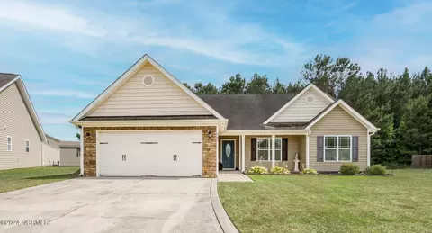 103 Nia Ct, Jacksonville, NC 28546