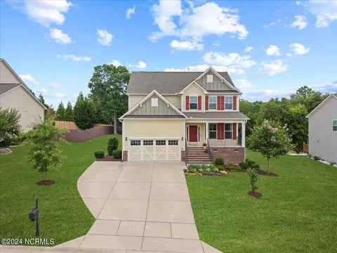 720 Granite Peak Dr, Rolesville, NC 27571