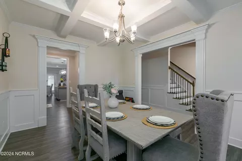Dining - 45 E Bermuda Cir, Clinton, NC 28328 photo 2 of 3