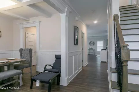 Entry Way - 45 E Bermuda Cir, Clinton, NC 28328 photo 1 of 9