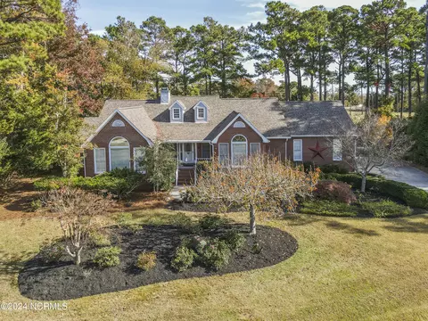 132 Captains Ln, Sneads Ferry, NC 28460