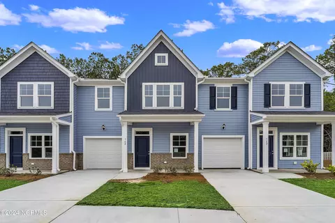 718 Palm Frond Way, Calabash, NC 28467