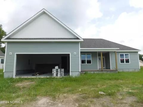620 Bright Harvest, Maysville, NC 28555