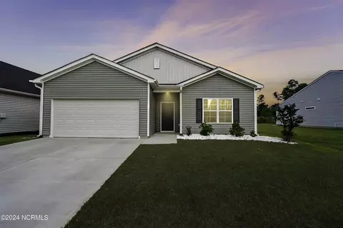 3158 Skylars Landing Ln, Leland, NC 28451