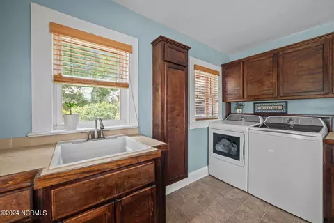 272 Fourth St, Ayden, NC 28513 photo 35