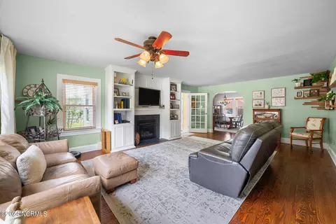 272 Fourth St, Ayden, NC 28513 photo 15