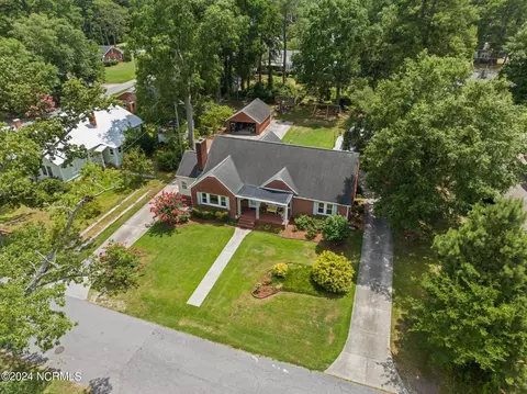 272 Fourth St, Ayden, NC 28513 photo 3