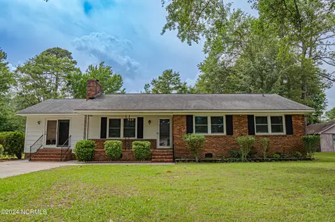 1105 Fulcher Ln, New Bern, NC 28562
