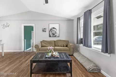 113 Crown Point Rd, Hubert, NC 28539 photo 5