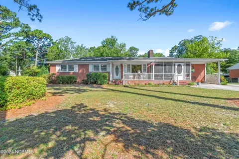 1001 Midland Dr, Wilmington, NC 28412