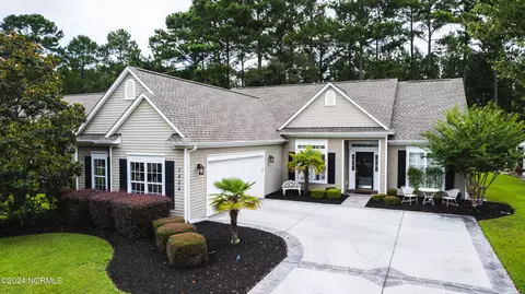 7404 Hermitage Ln, Sunset Beach, NC 28468