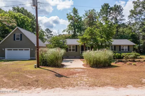 140 Jr Rd, New Bern, NC 28560