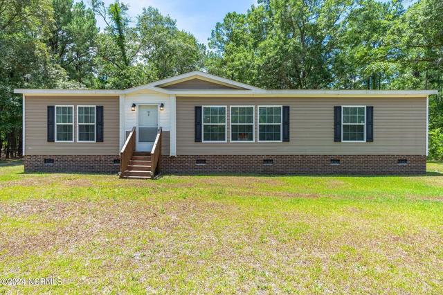 10320 Neuse Rd, Grantsboro, NC 28529