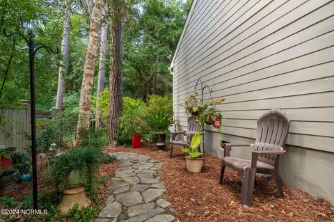 263 Oakleaf Dr, Pine Knoll Shores, NC 28512 photo 39
