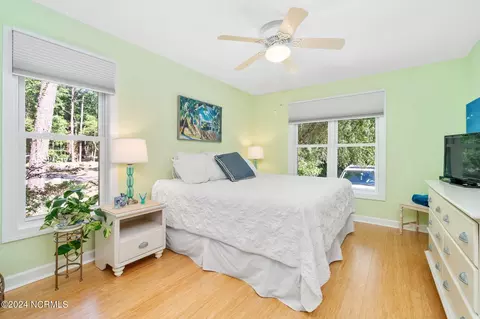 263 Oakleaf Dr, Pine Knoll Shores, NC 28512 photo 26