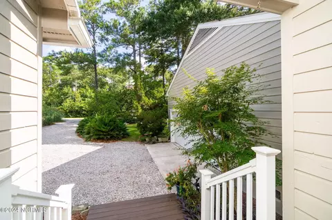 263 Oakleaf Dr, Pine Knoll Shores, NC 28512 photo 7