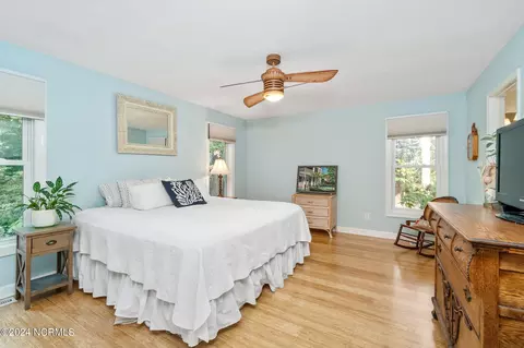 263 Oakleaf Dr, Pine Knoll Shores, NC 28512 photo 22