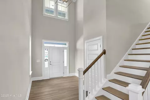 102 Planters Walk, Hampstead, NC 28443 photo 4