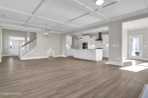 102 Planters Walk, Hampstead, NC 28443 photo 7