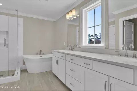102 Planters Walk, Hampstead, NC 28443 photo 32