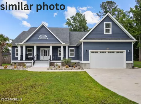 206 Tidewater Dr, Newport, NC 28570