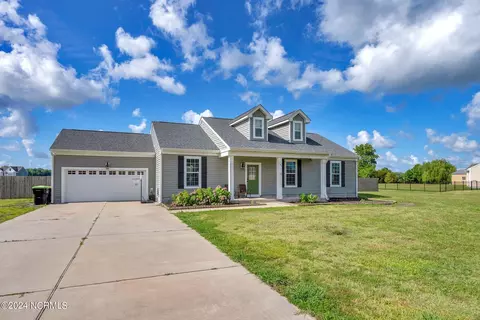 107 Red Maple Dr, Elizabeth City, NC 27909