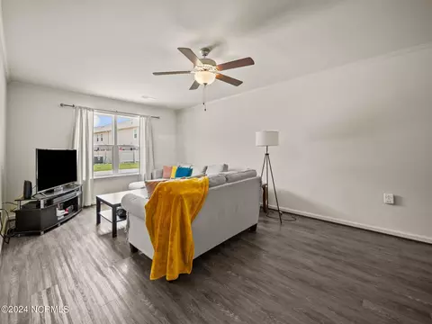 456 Sullivan Loop Rd, Midway Park, NC 28544 photo 4
