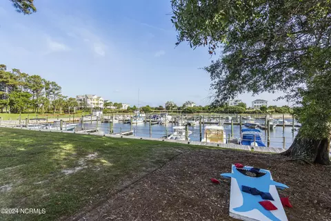 600 Colleton Dr SW, Supply, NC 28462 photo 15