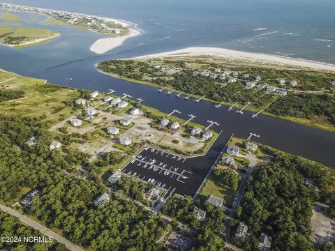 600 Colleton Dr SW, Supply, NC 28462 photo 19
