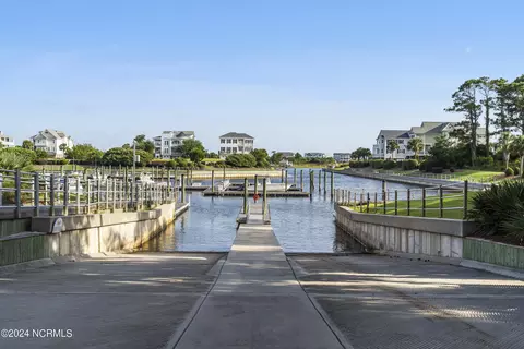 600 Colleton Dr SW, Supply, NC 28462 photo 14