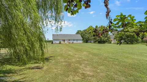 207 Run Swamp Rd, Camden, NC 27921 photo 3
