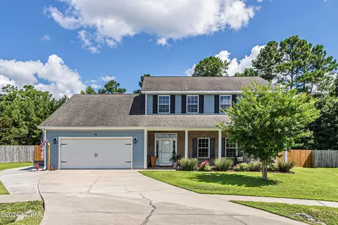 412 Little Creek Ct, Jacksonville, NC 28546