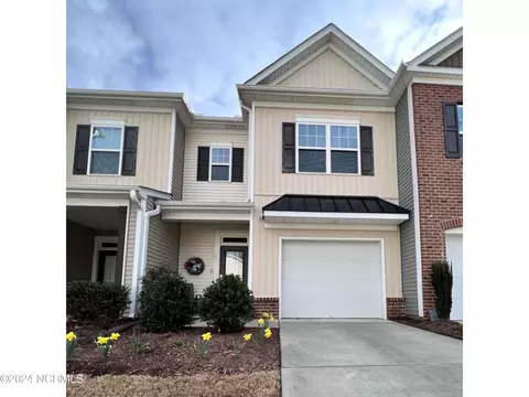 565 Summit Trail Dr, Hillsborough, NC 27278
