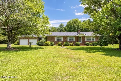 5889 Long Ridge Rd, Plymouth, NC 27962