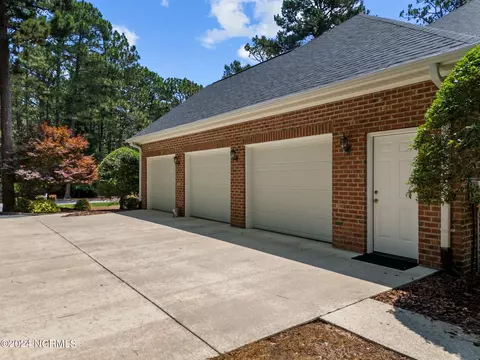 65 Red Fox Run, Pinehurst, NC 28374 photo 2