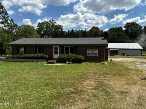 300 Cherry St, Woodland, NC 27897