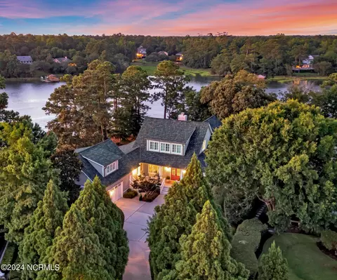 800 Shell Point Pl, Wilmington, NC 28405