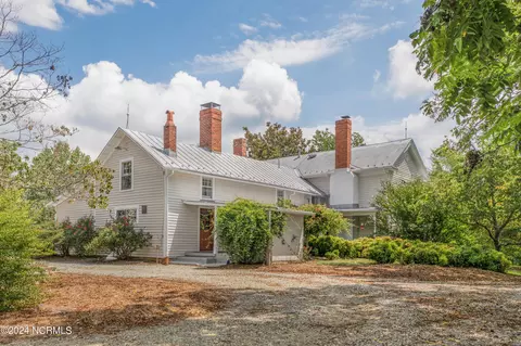 6918 Walnut Grove Church Rd, Hurdle Mills, NC 27541